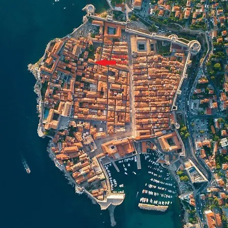 Appartement Old Town Theo