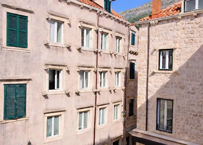 Old Town Theo Appartamento