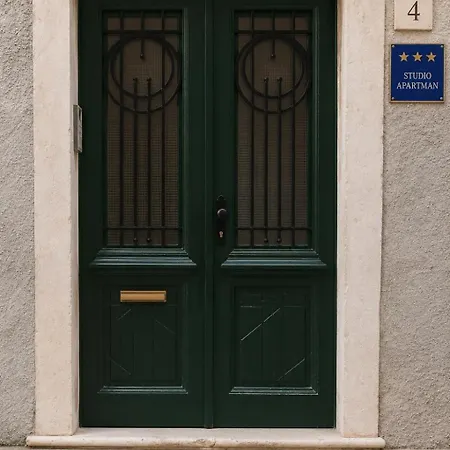 Διαμέρισμα Old Town Theo Ντουμπρόβνικ