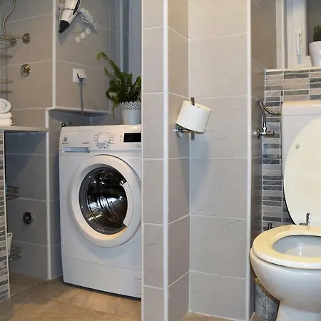 Apartamento Old Town Theo *