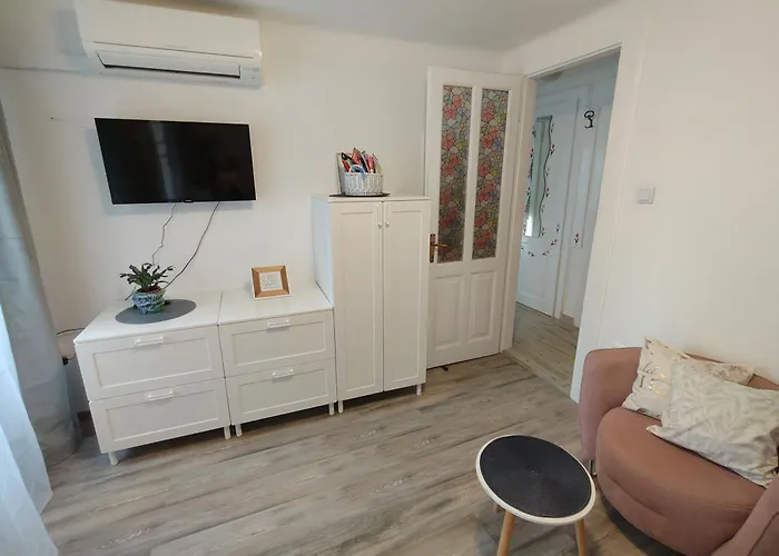 Old Town Theo 公寓 *