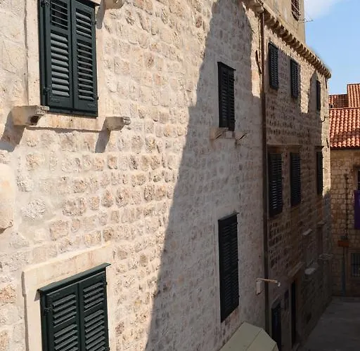 Old Town Theo * دوبروفينك